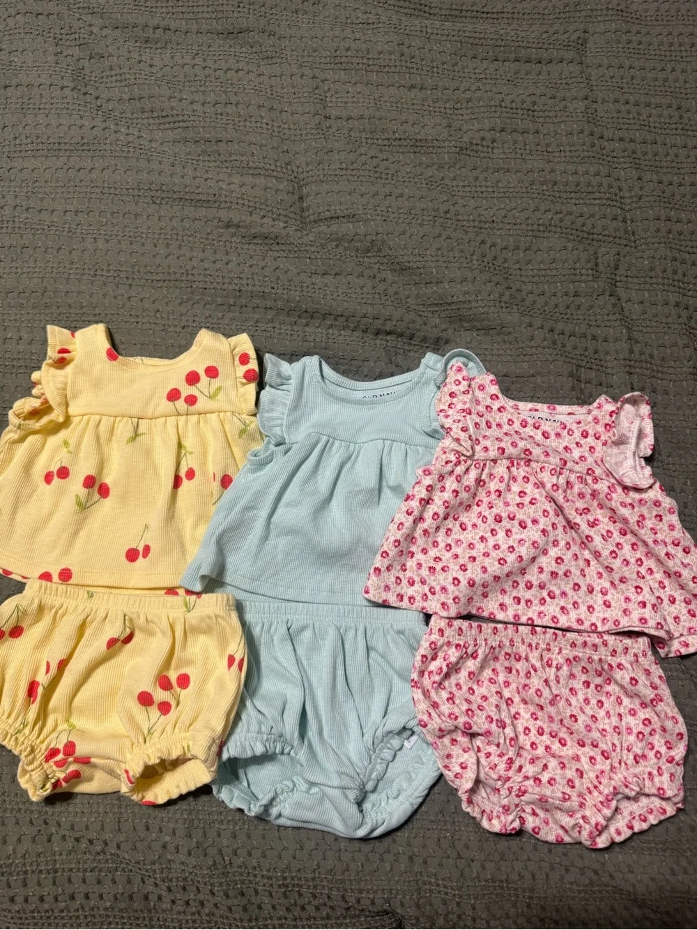 3 old navy outfits baby girl